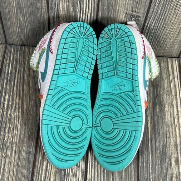 Nike Air Jordan 1 Mid SE Girl Multi Knit Sneaker Basketball Shoes White Sz 1Y - Picture 6 of 7